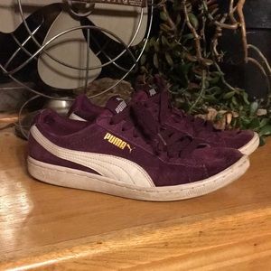 Maroon Pumas. Size 6.5